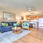 Gorgeous Oceanfront Condo With Spectacular Views!