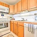 Gorgeous Oceanfront Condo With Spectacular Views!