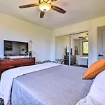 Lahaina Condo With Balcony Walk To Beaches