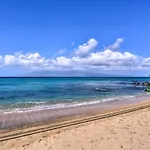 Lahaina Condo With Balcony Walk To Beaches