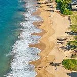Central Kihei Gem! 3-Min Walk To The Beach & Shops