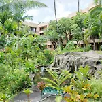 Castle Paki Maui