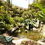 Castle Paki Maui