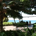 Maui Beach House B & B
