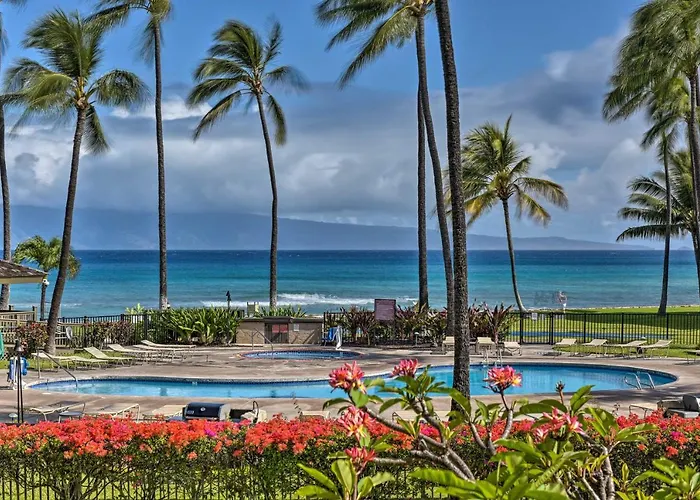 Lahaina Resort Retreat With Pool And Ocean Views!