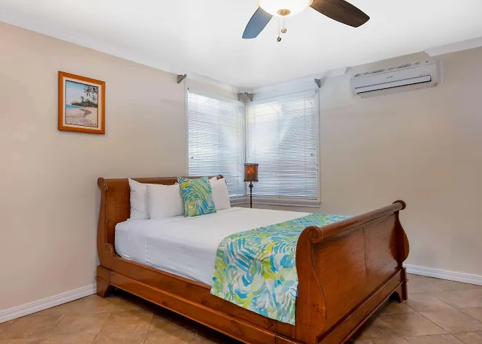 Days Inn By Wyndham Maui Oceanfront