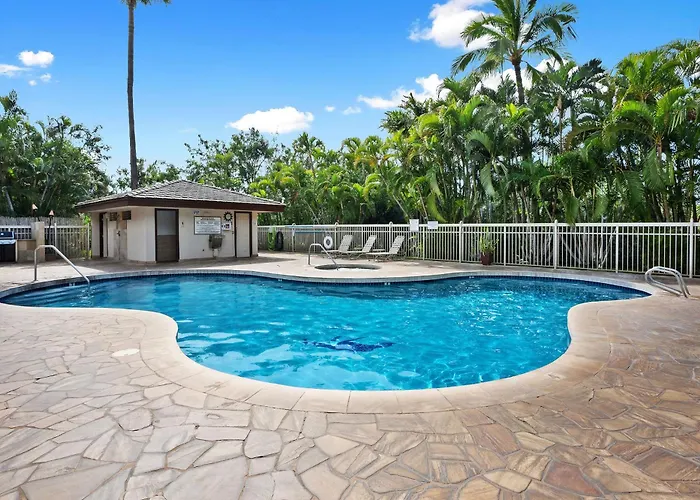 Central Kihei Gem! 3-Min Walk To The Beach & Shops
