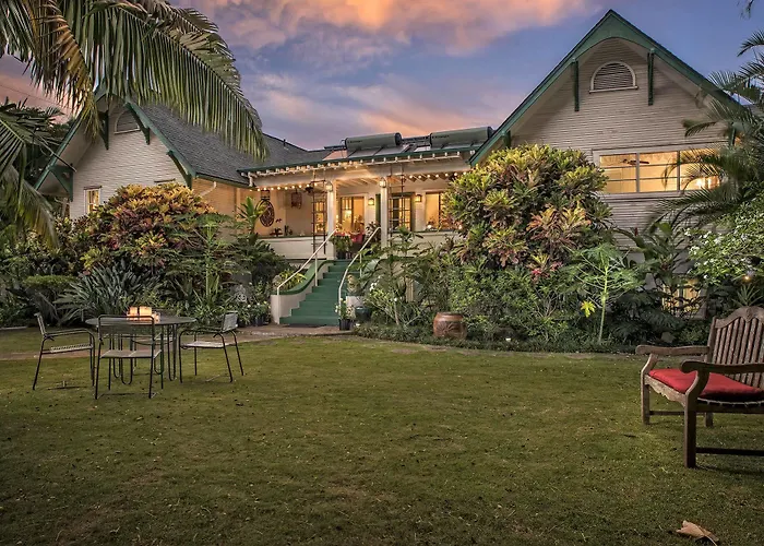 The Historic Wailuku Inn Maui