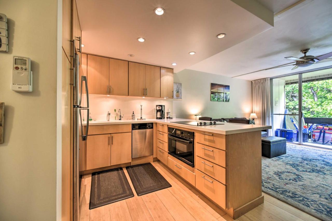 Comfy Tropical With Pool - Walk To Beach! Kahana