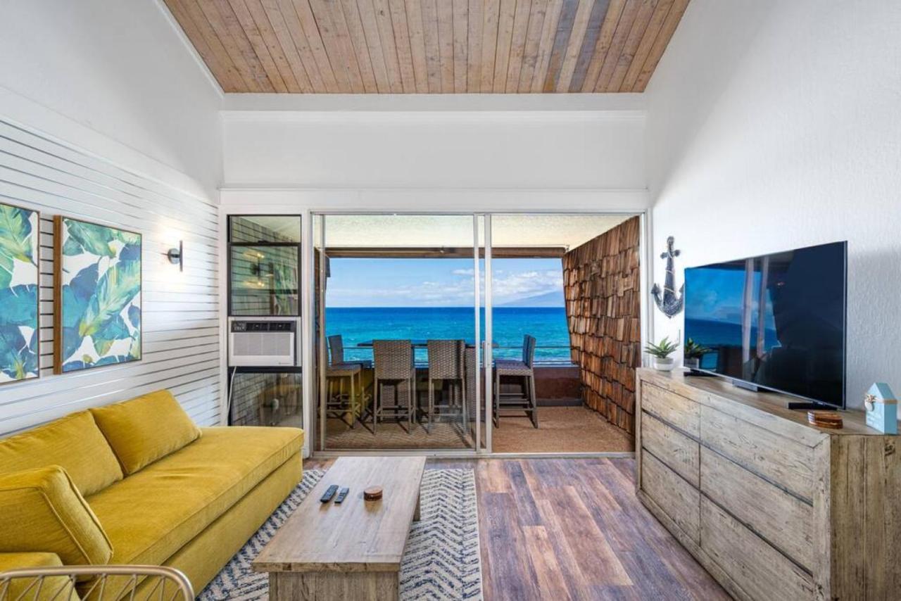 Modern-rustic Renovation Direct Oceanfront Penthouse *