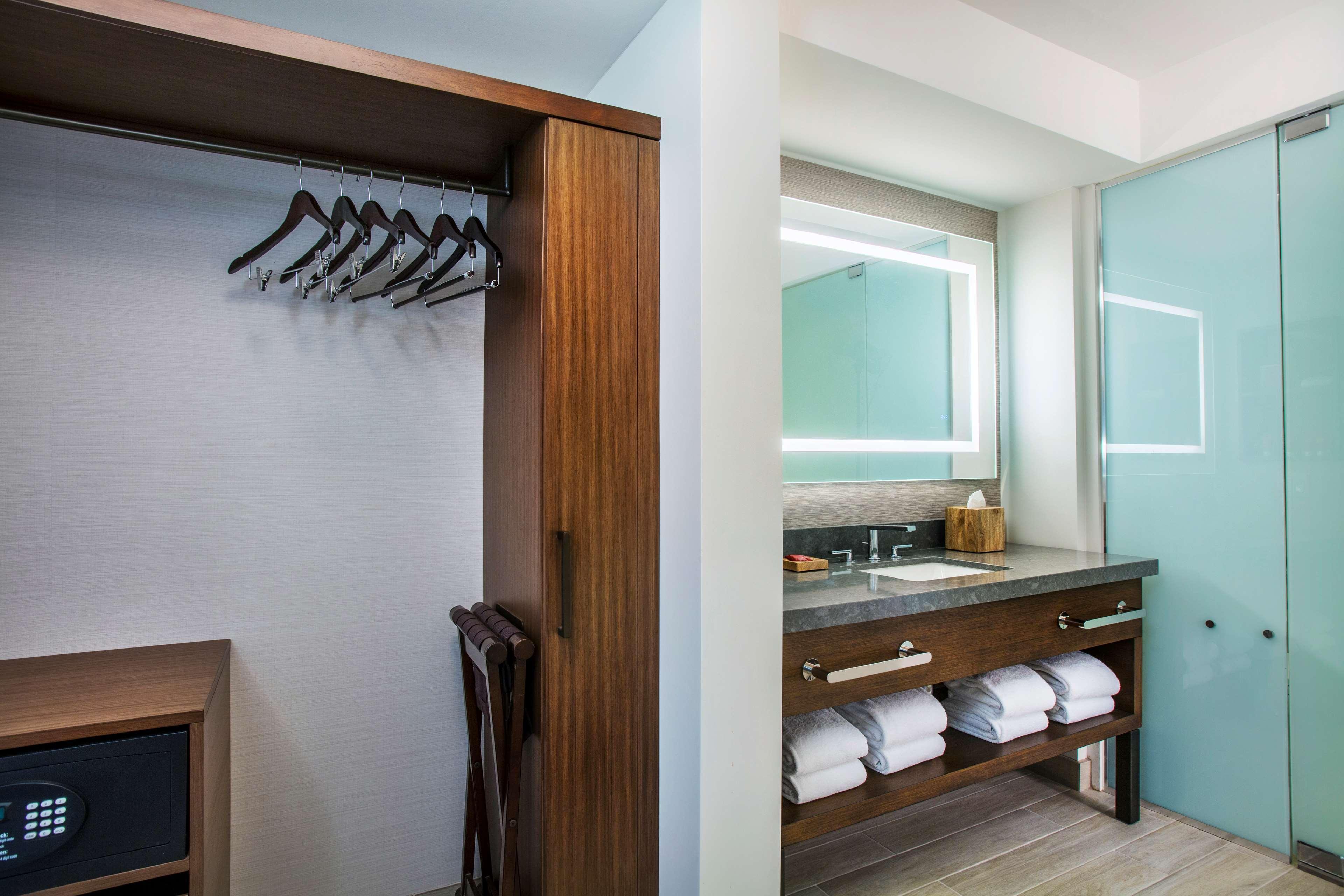 Hyatt Regency Maui & 4*