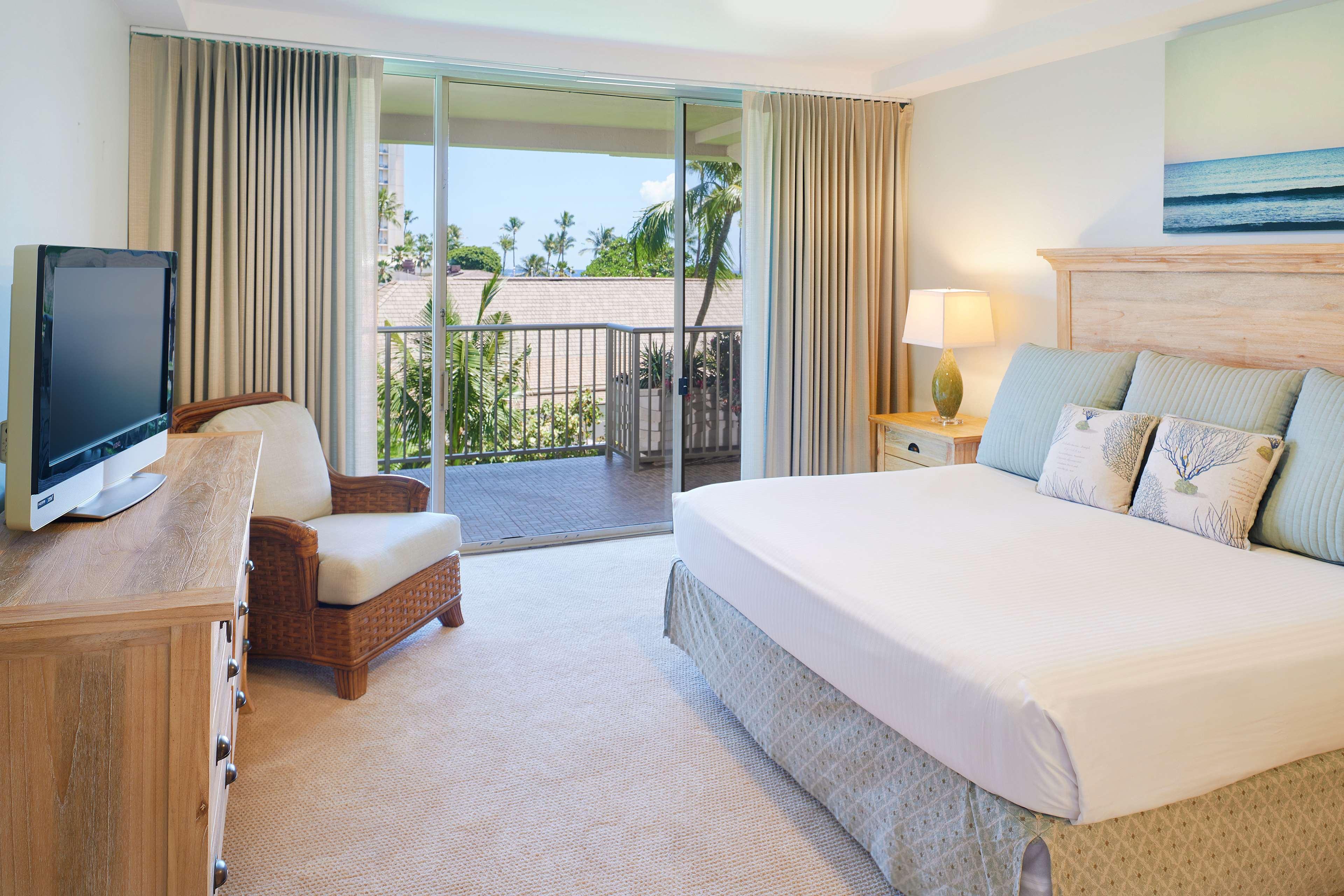 Aston At The Whaler On Kaanapali 5*