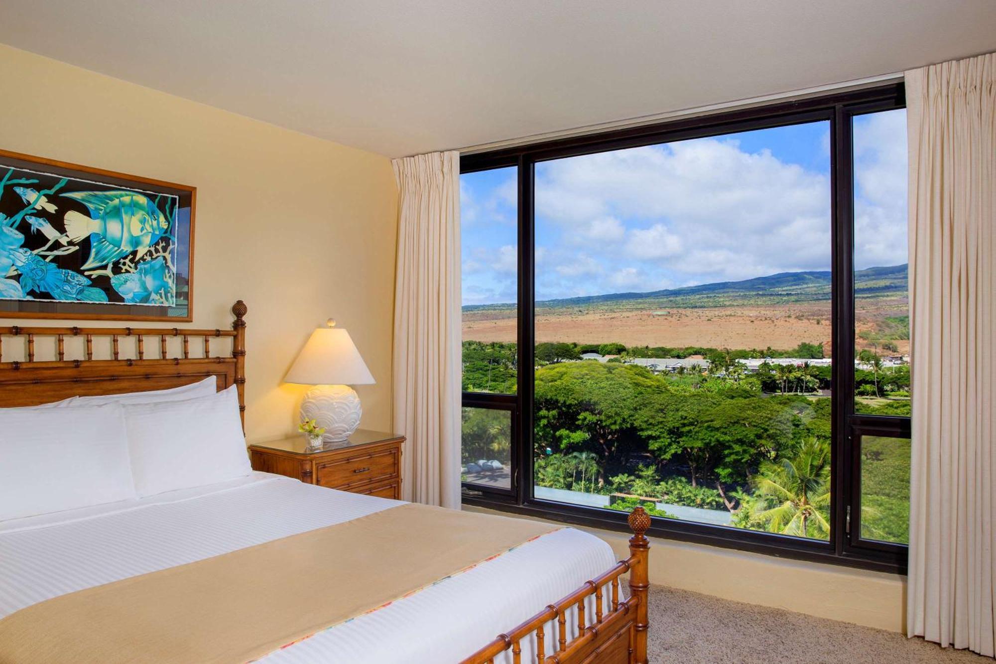 Aston Mahana At 4*