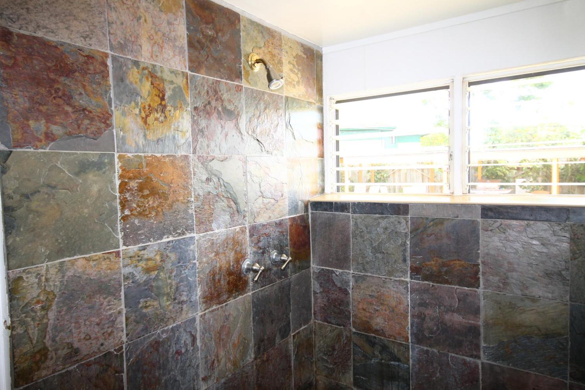 Wailuku Guesthouse