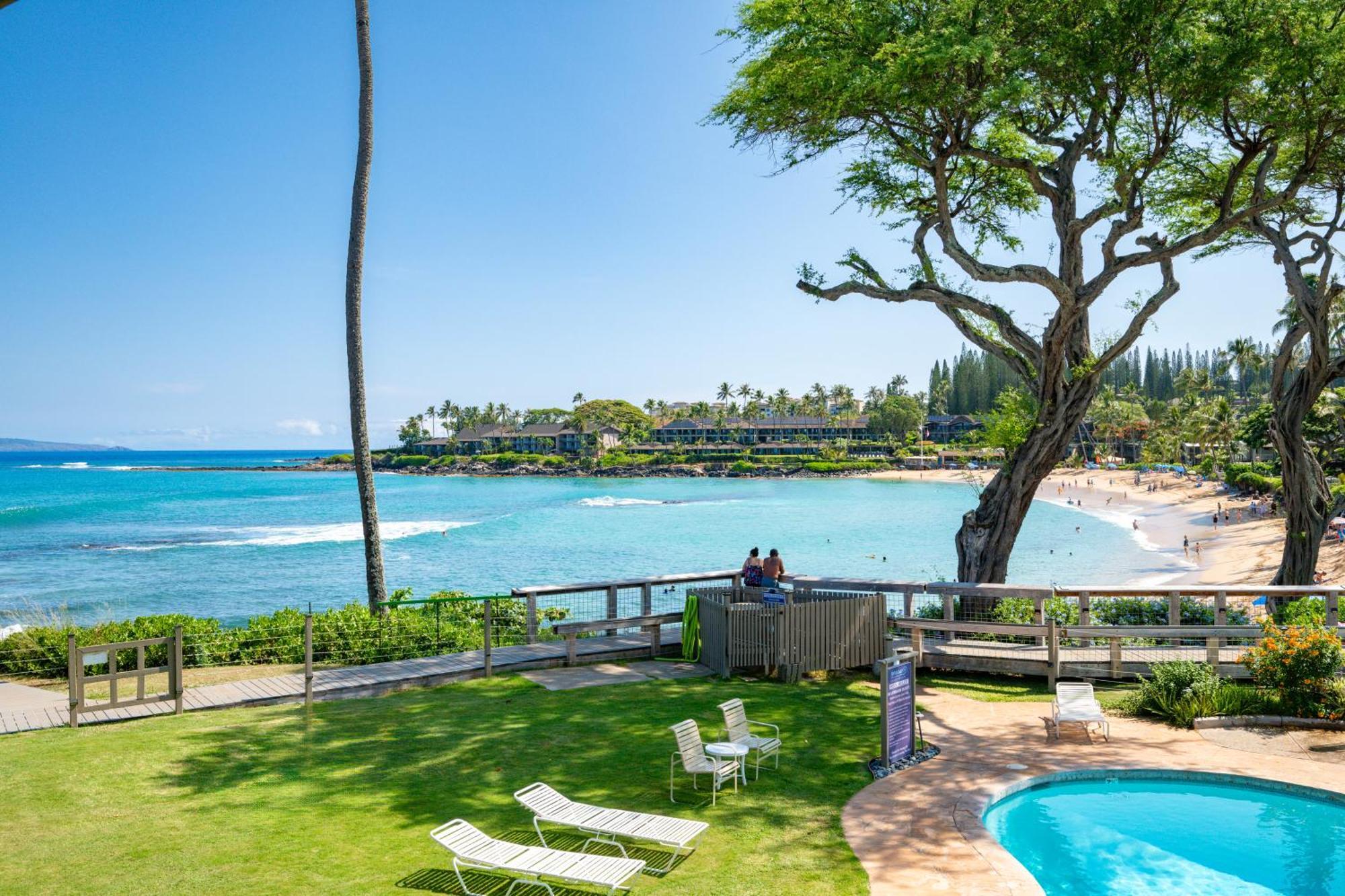 Napili Surf By Castle Resort 3*