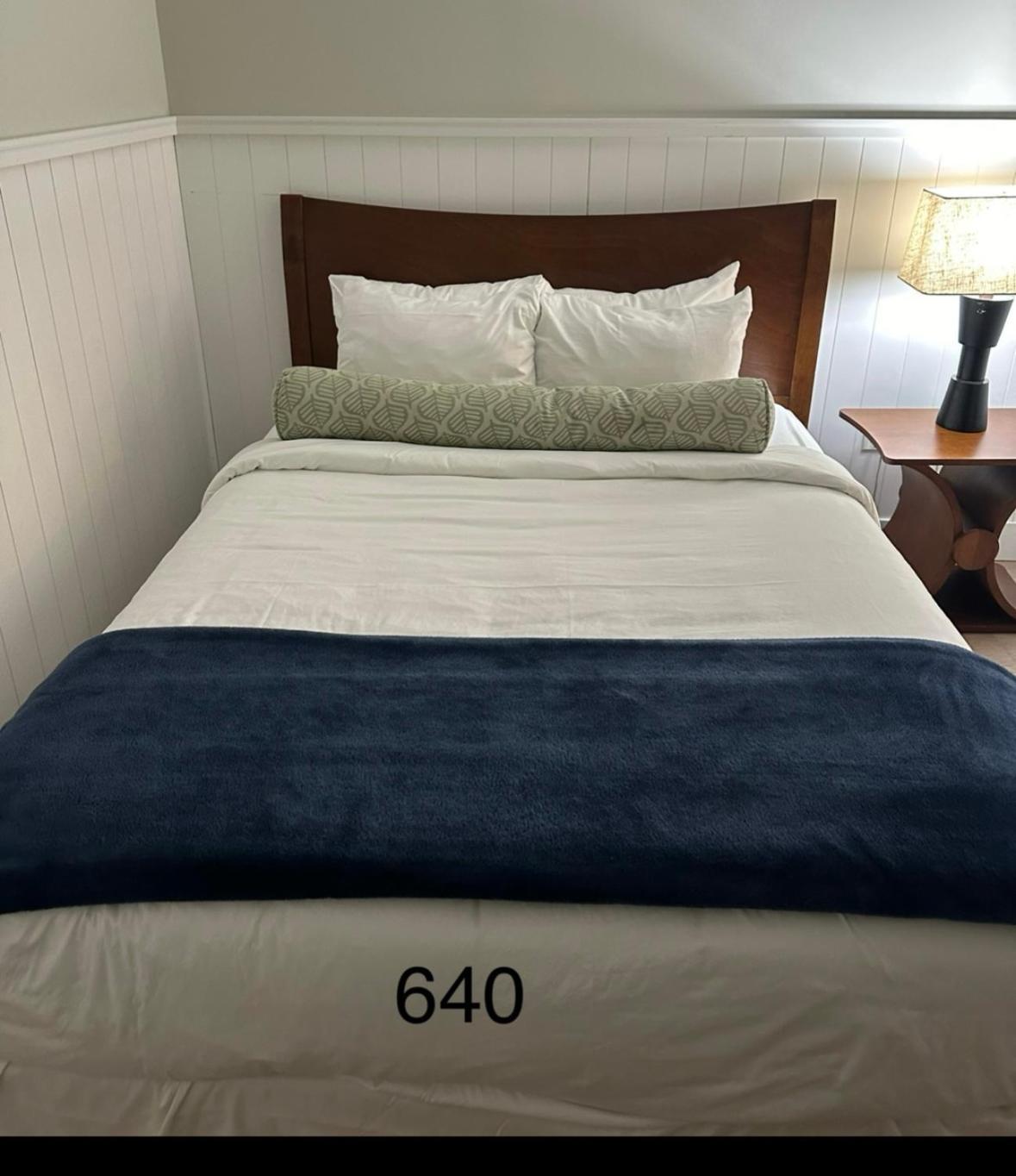 2 Bedroom Ocean View Luxury With Extra Large Balcony * Lahaina