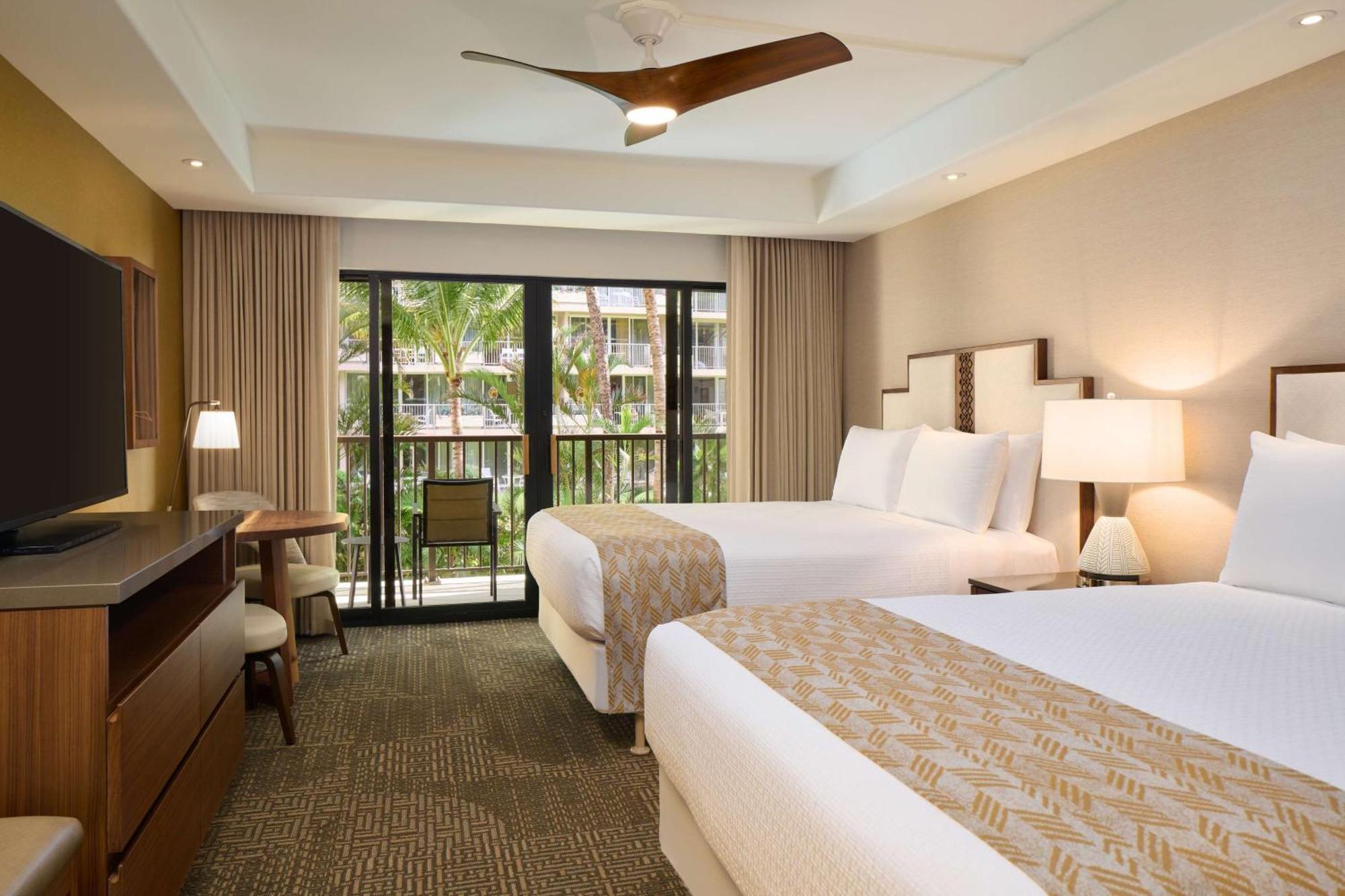 Resort Outrigger Kaʻanapali 3*