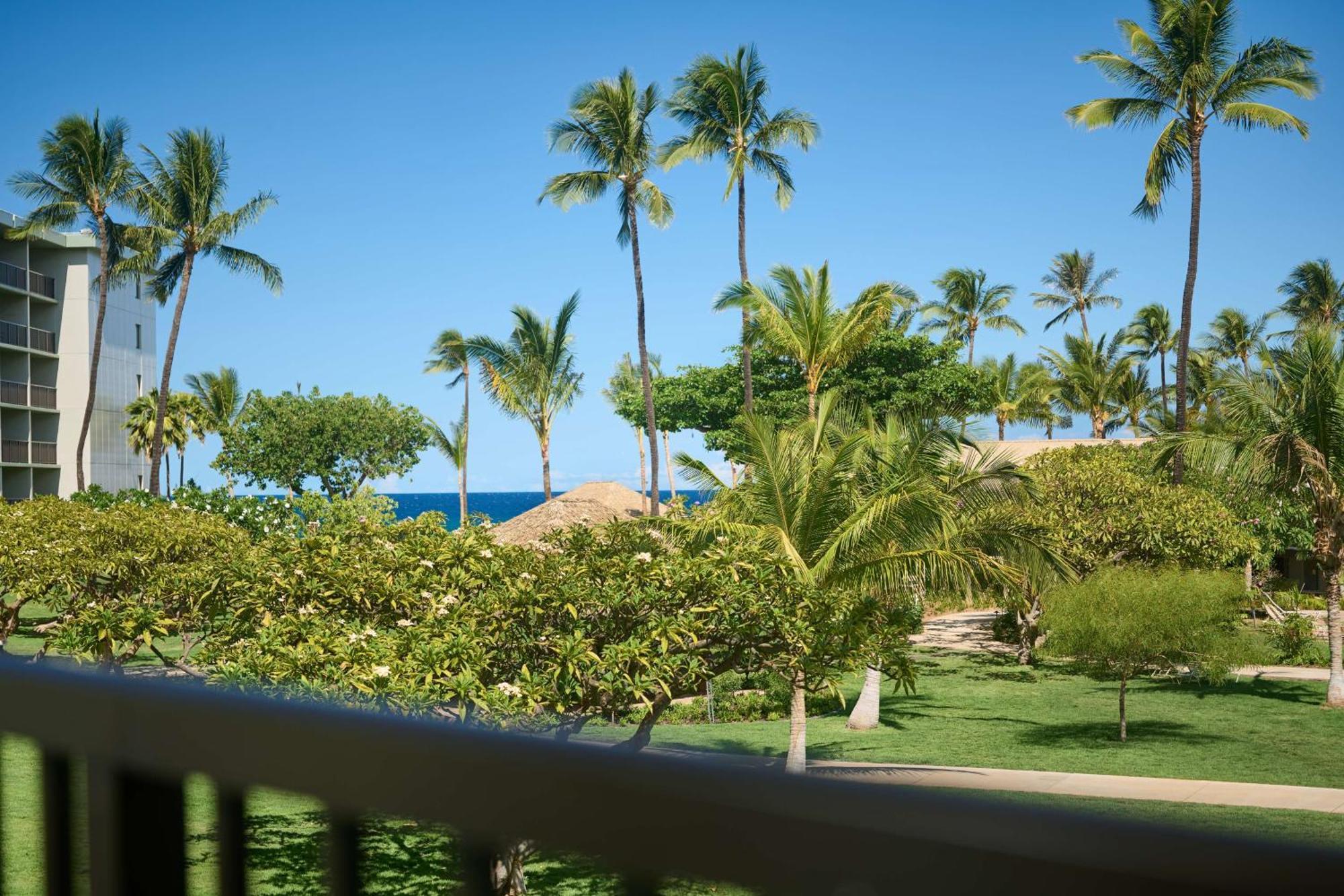 Outrigger Kaʻanapali Resort 3*