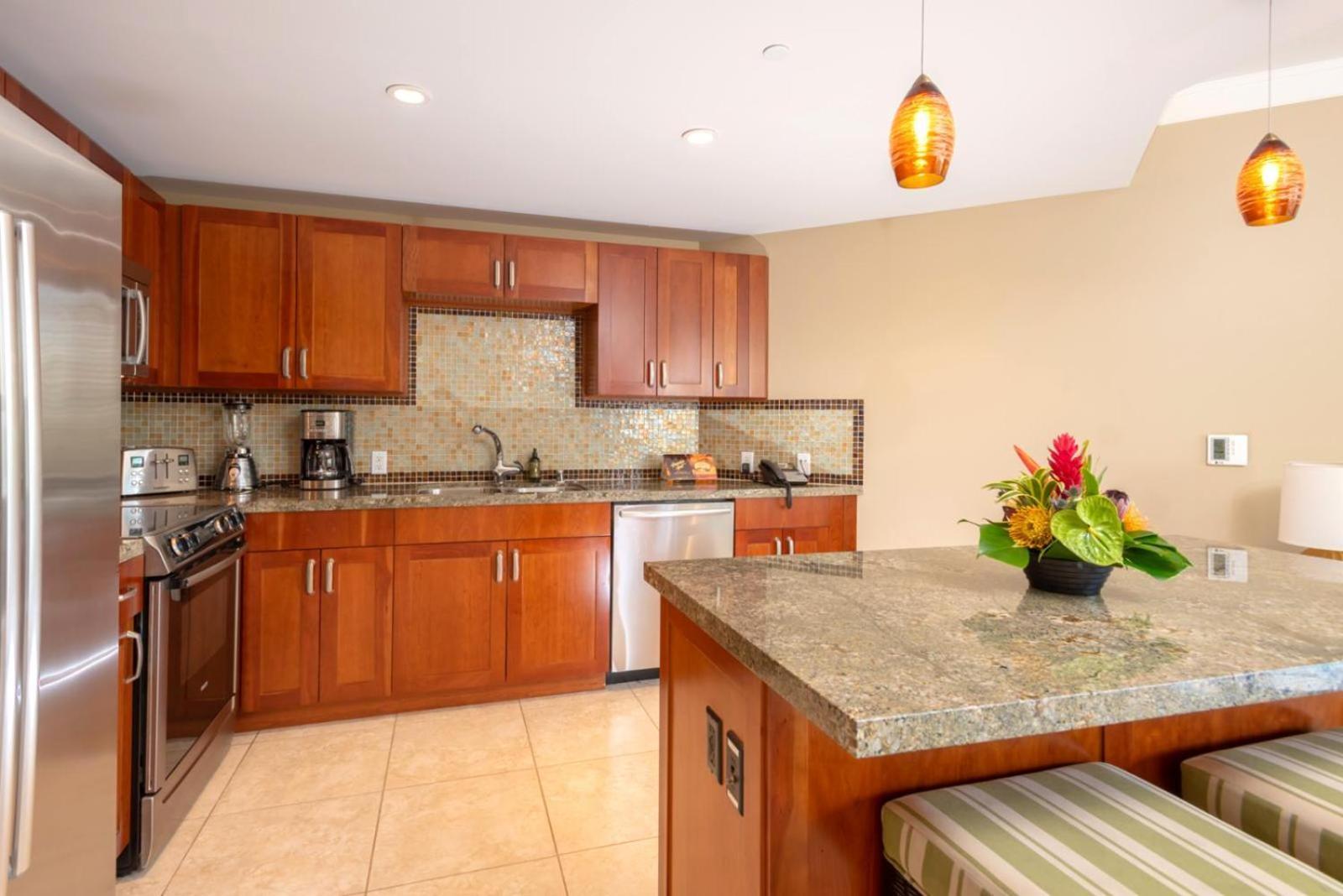 Kbm Free Car Honua Kai Hokulani Ocean View 2bedroom Hkh-423 Gorgeous With Ocean Views * Kaanapali