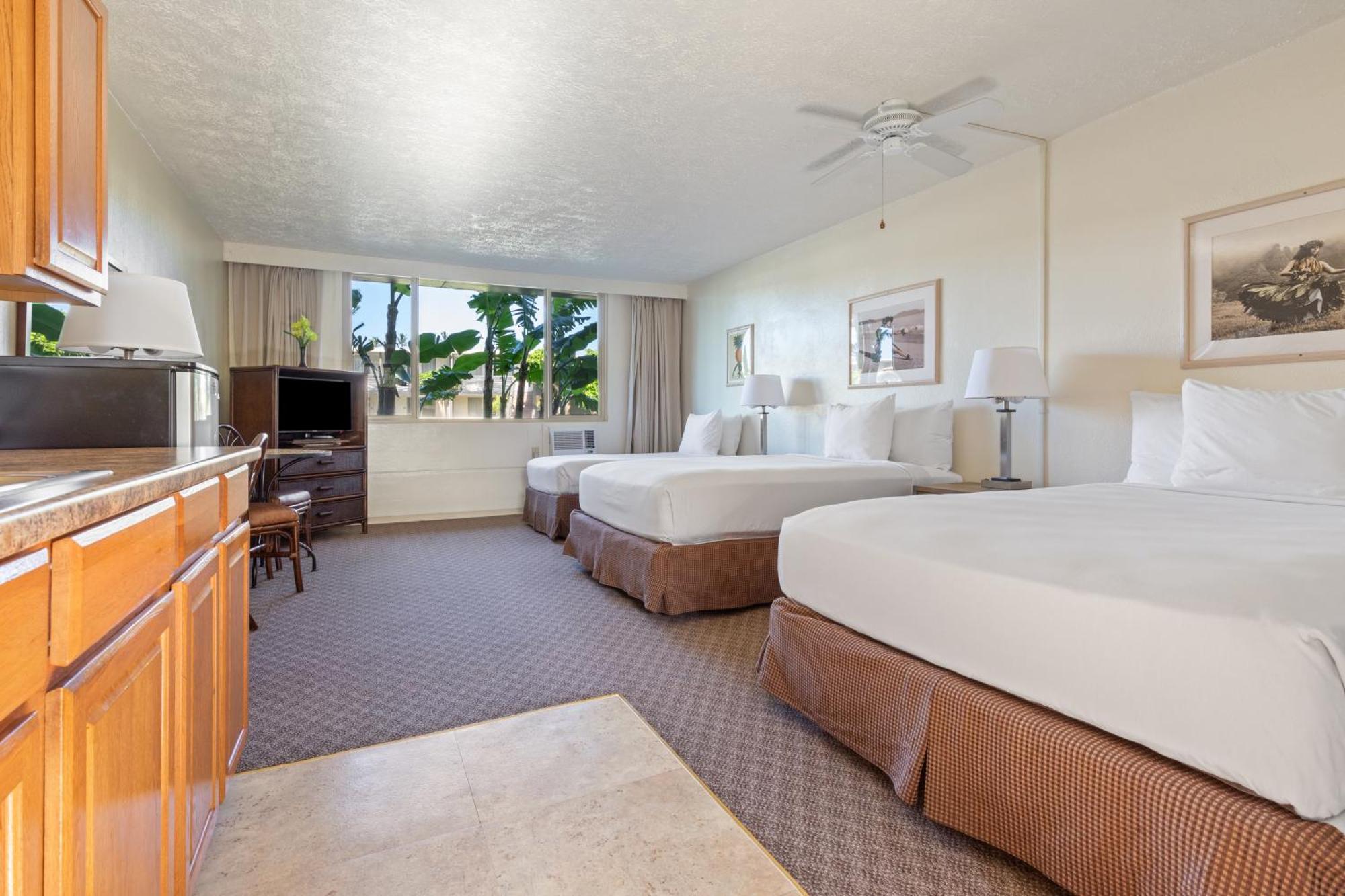 Maui Seaside 3*