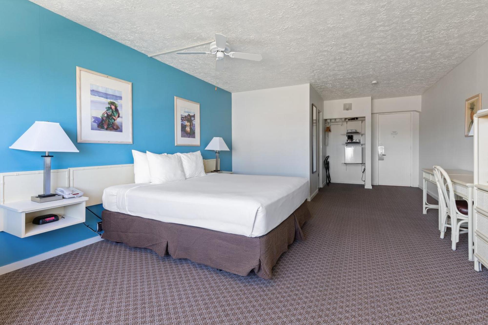 Maui Seaside 3*