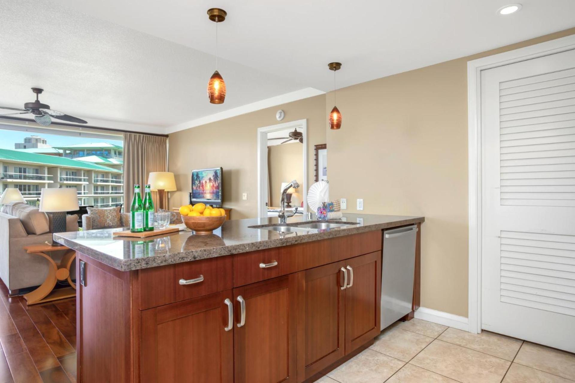 Kbm Free Car Honua Kai Hokulani Ocean View 2bedroom Hkh-648 Spectacular Xl Lanai Ocean Views * Kaanapali