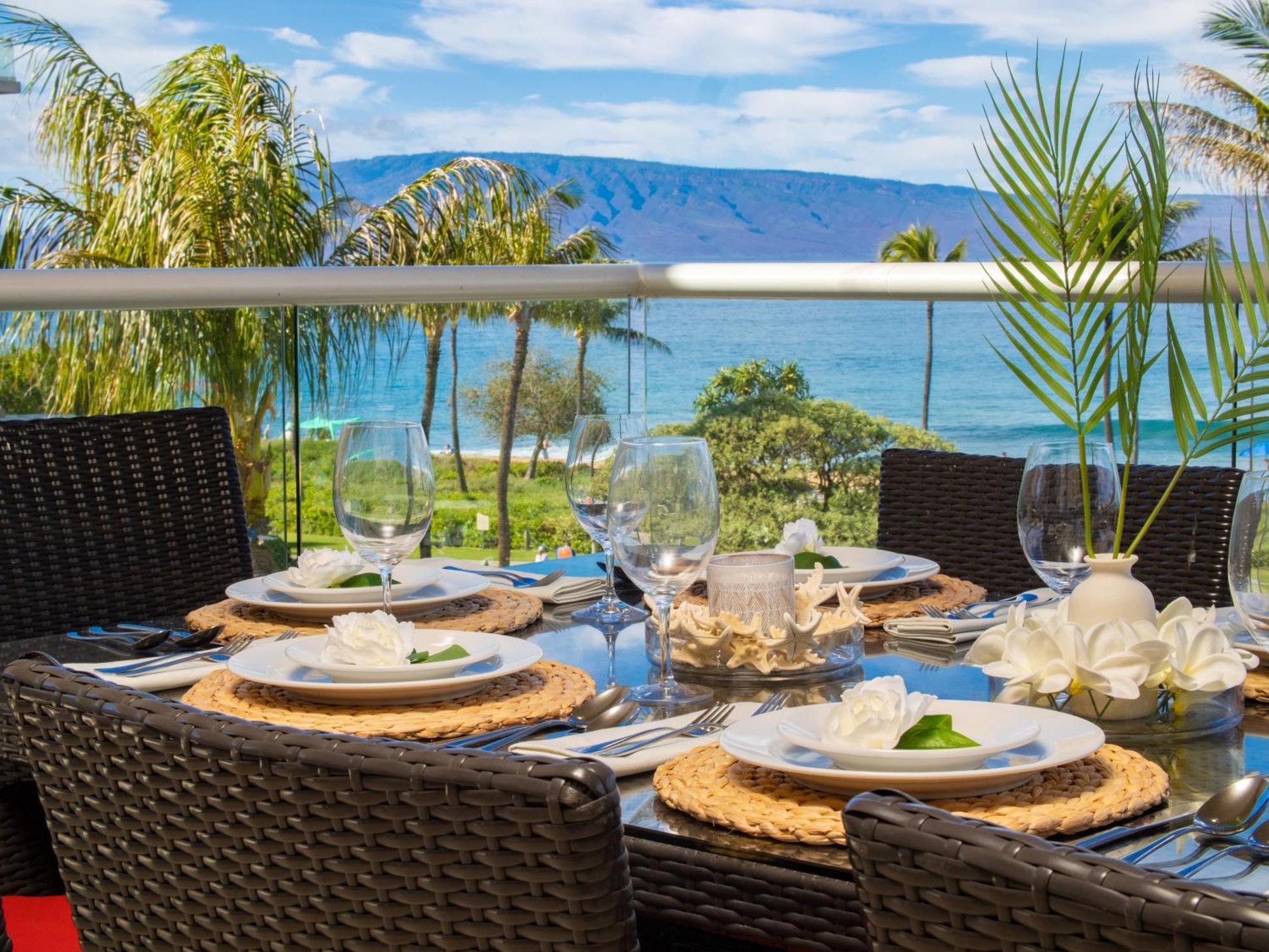 Oceanfront Views Above Dukes - Wrap Around Lanai - Outdoor Kitchen Honua Kai H351 Holiday home