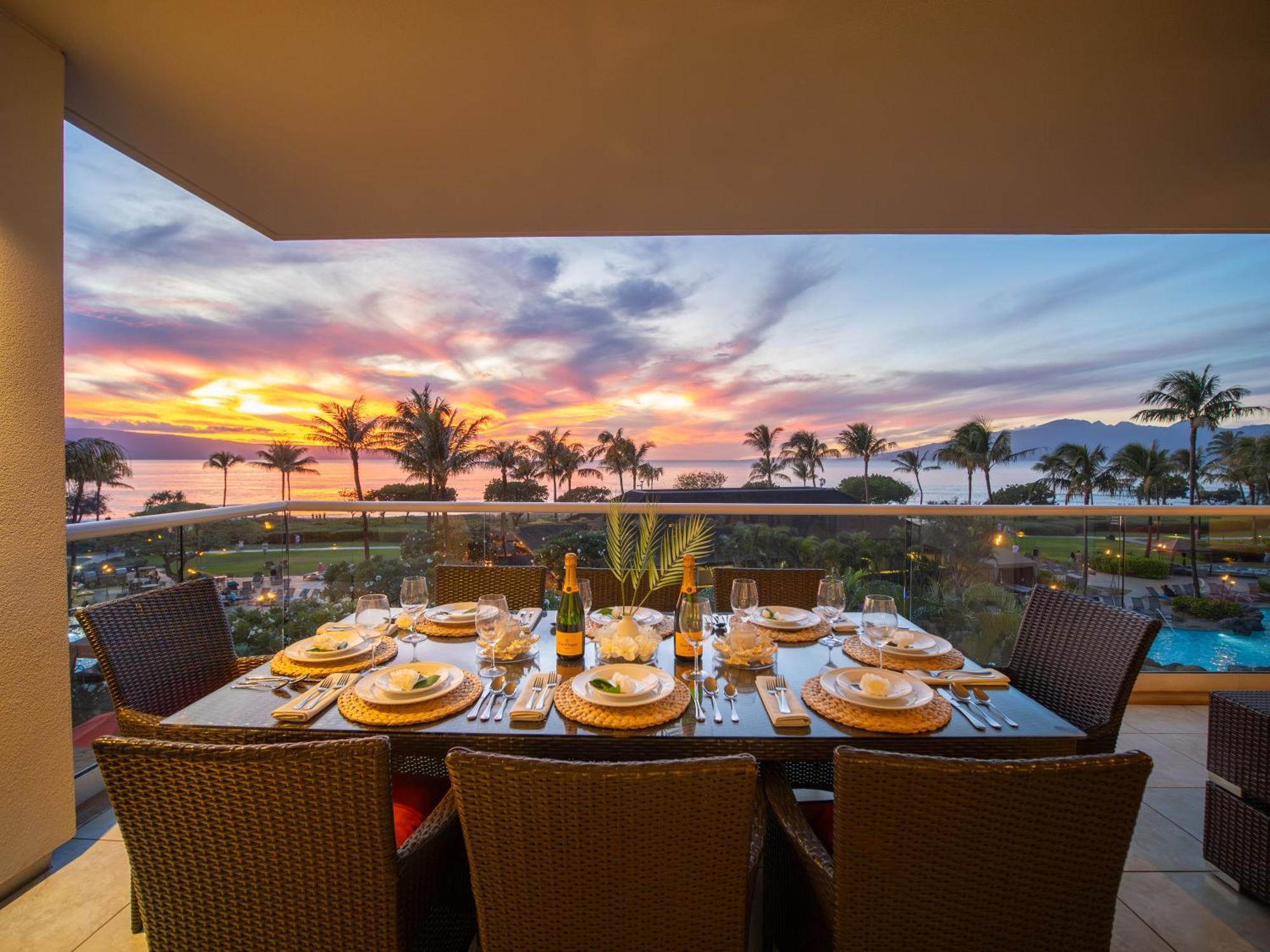 Oceanfront Views Above Dukes - Wrap Around Lanai - Outdoor Kitchen Honua Kai H351