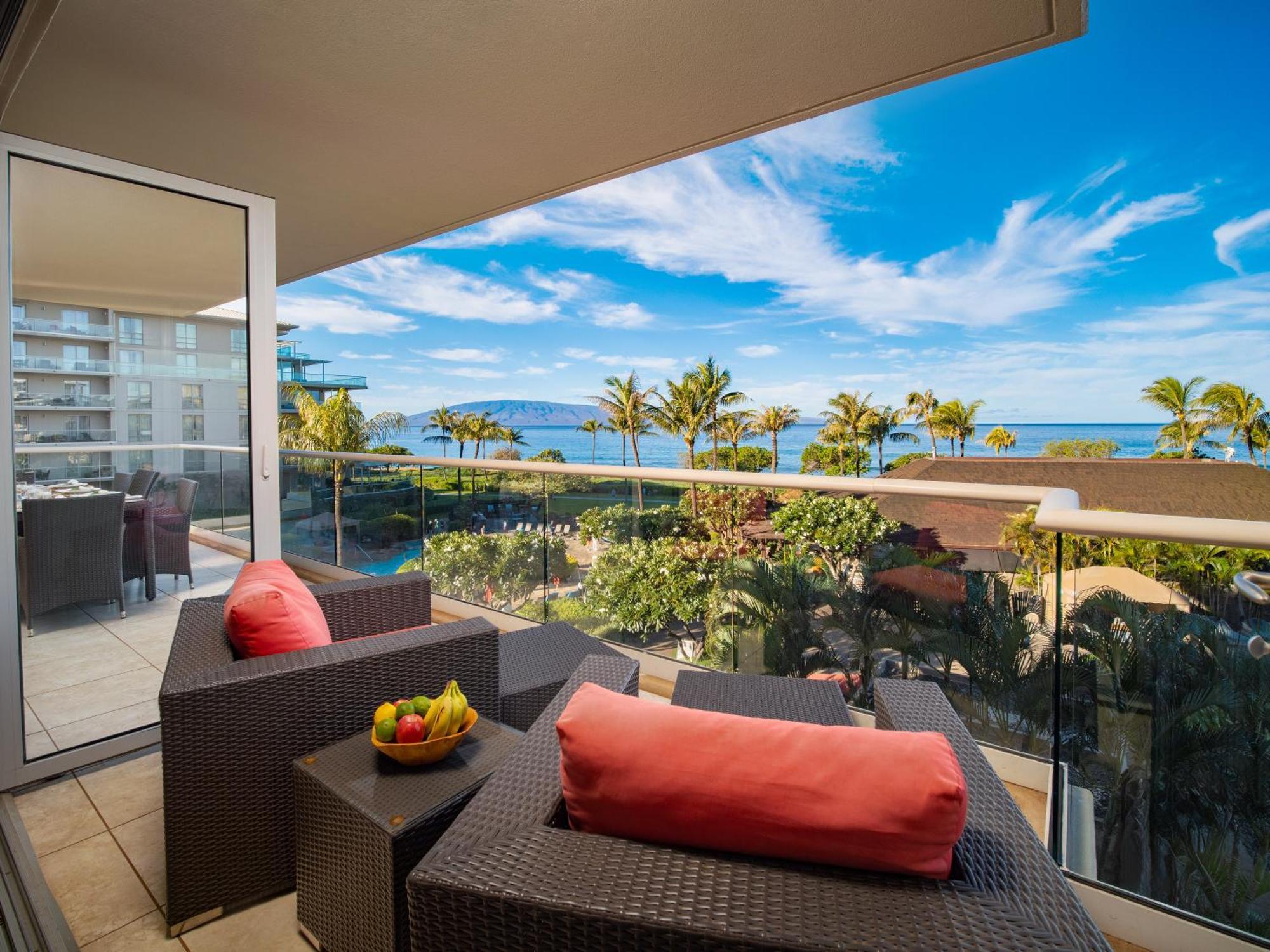 Holiday home Oceanfront Views Above Dukes - Wrap Around Lanai - Outdoor Kitchen Honua Kai H351 *