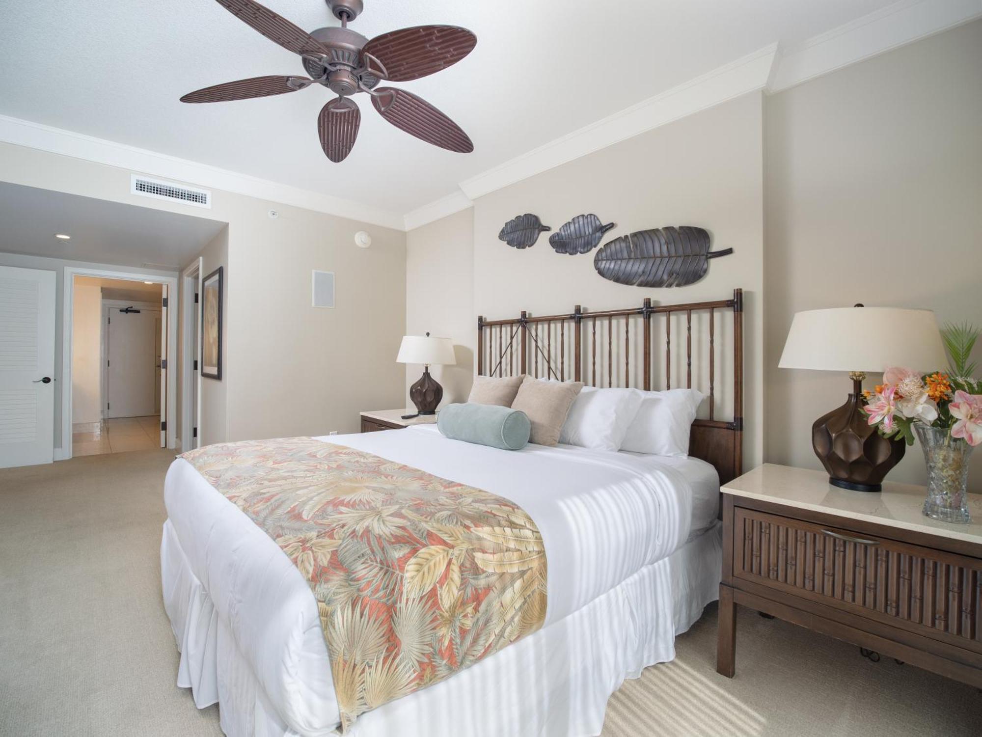 Holiday home Oceanfront Views Above Dukes - Wrap Around Lanai - Outdoor Kitchen Honua Kai H351 *