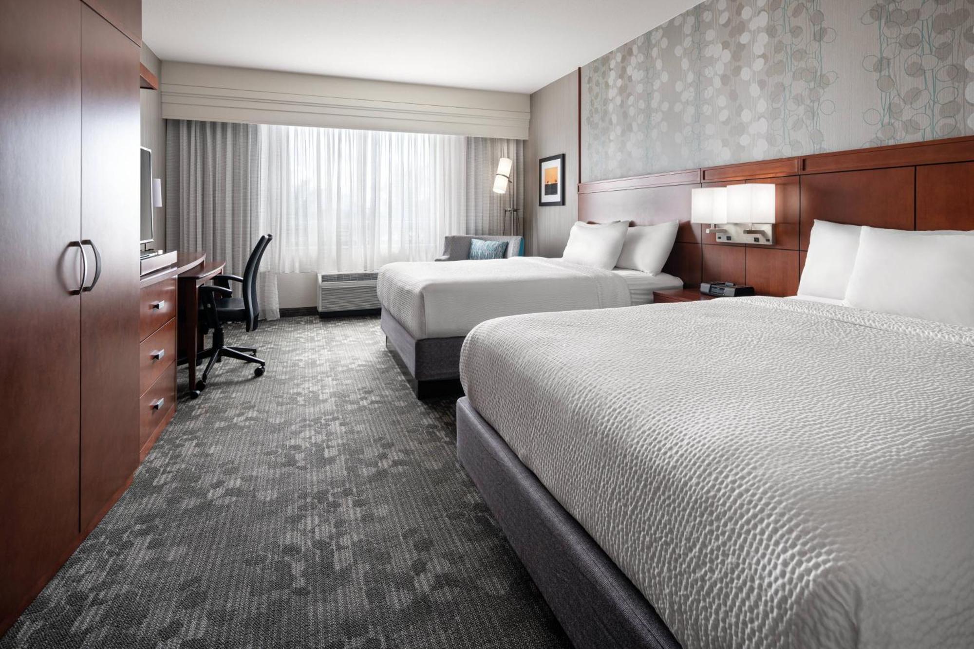 Courtyard By Marriott Maui Airport 3*