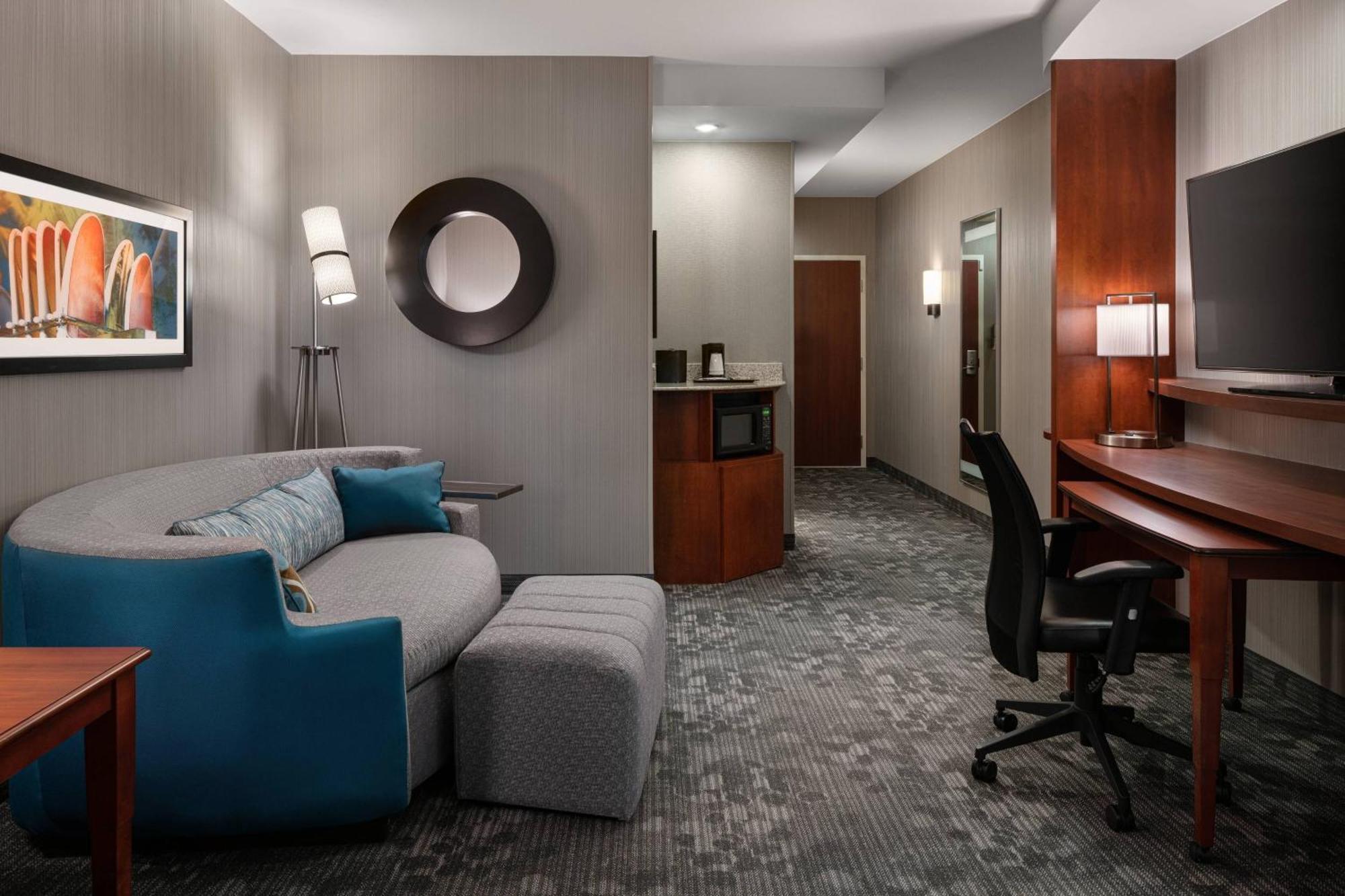 Hotel Courtyard By Marriott Maui Airport