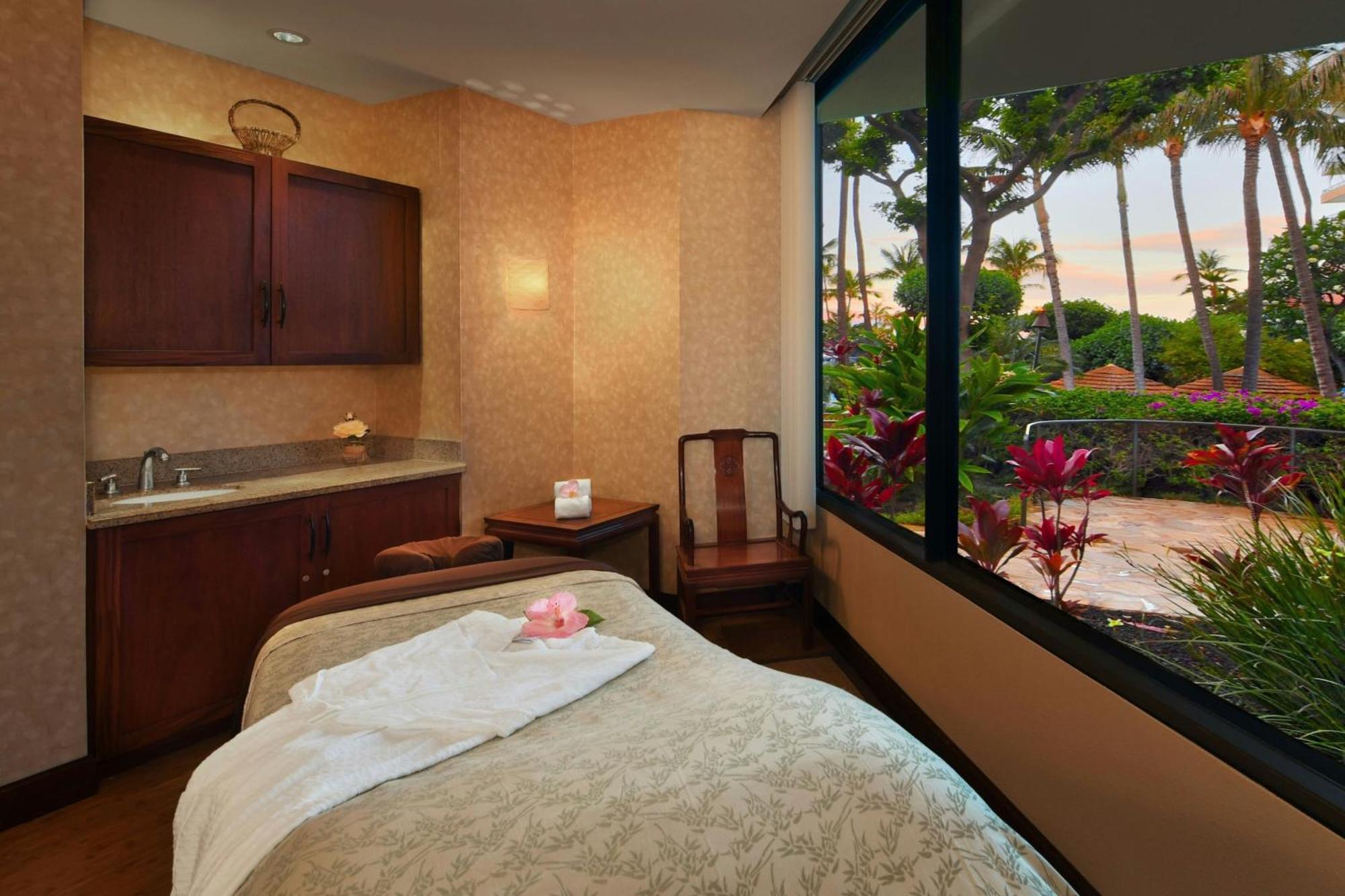 Marriott's Maui Ocean Club - & Napili Towers Hotel Lahaina