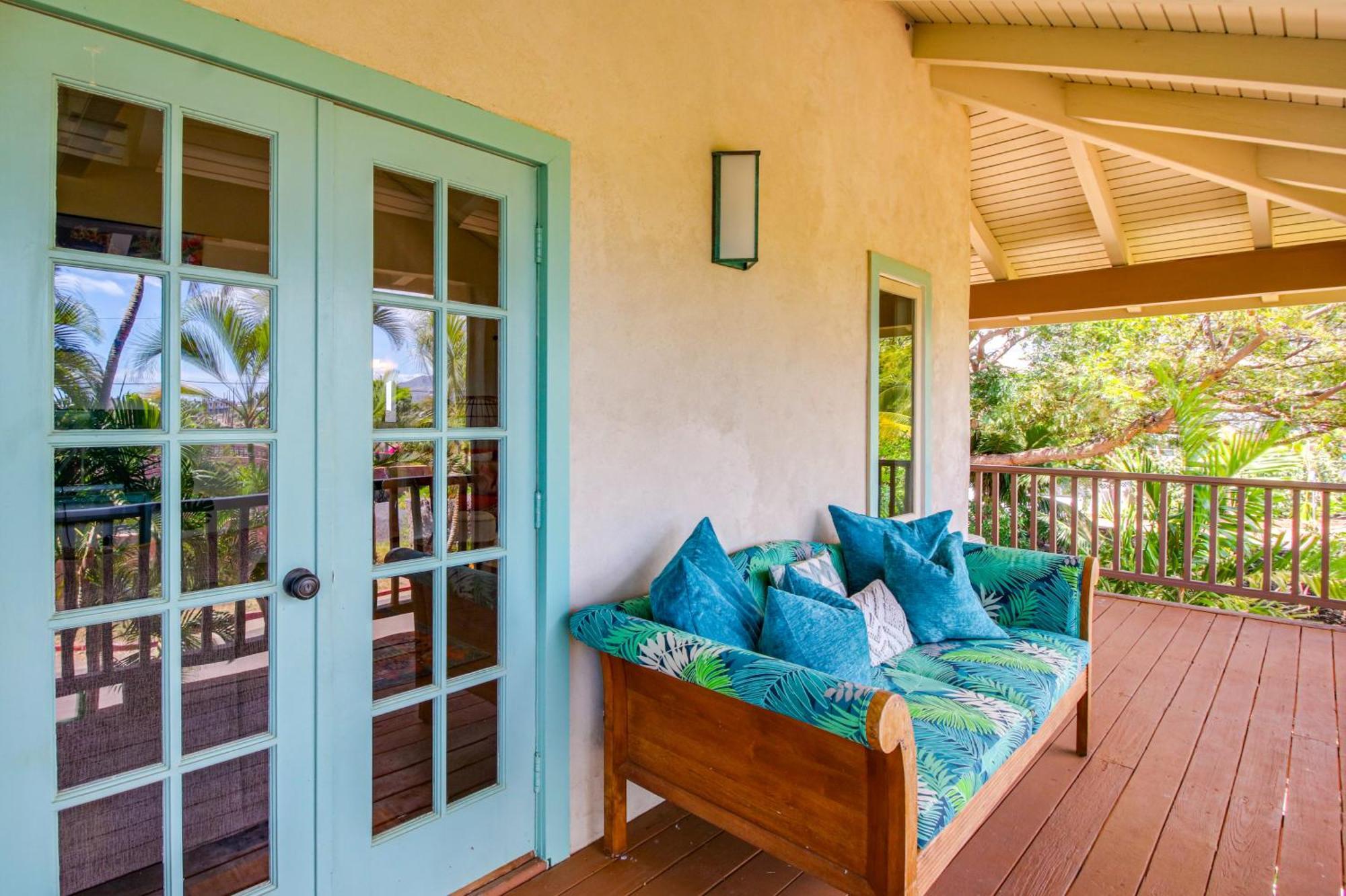 Holiday home Walk To Baby With Private Pool! *