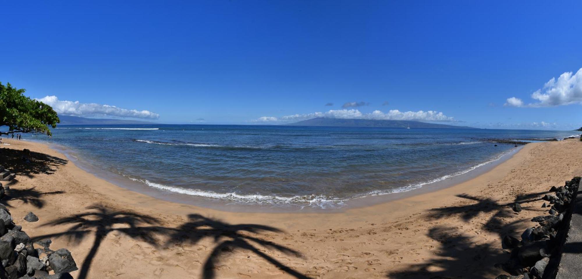 Resort Kaanapali Shores 160 - Sleep Steps Away From The Ocean *