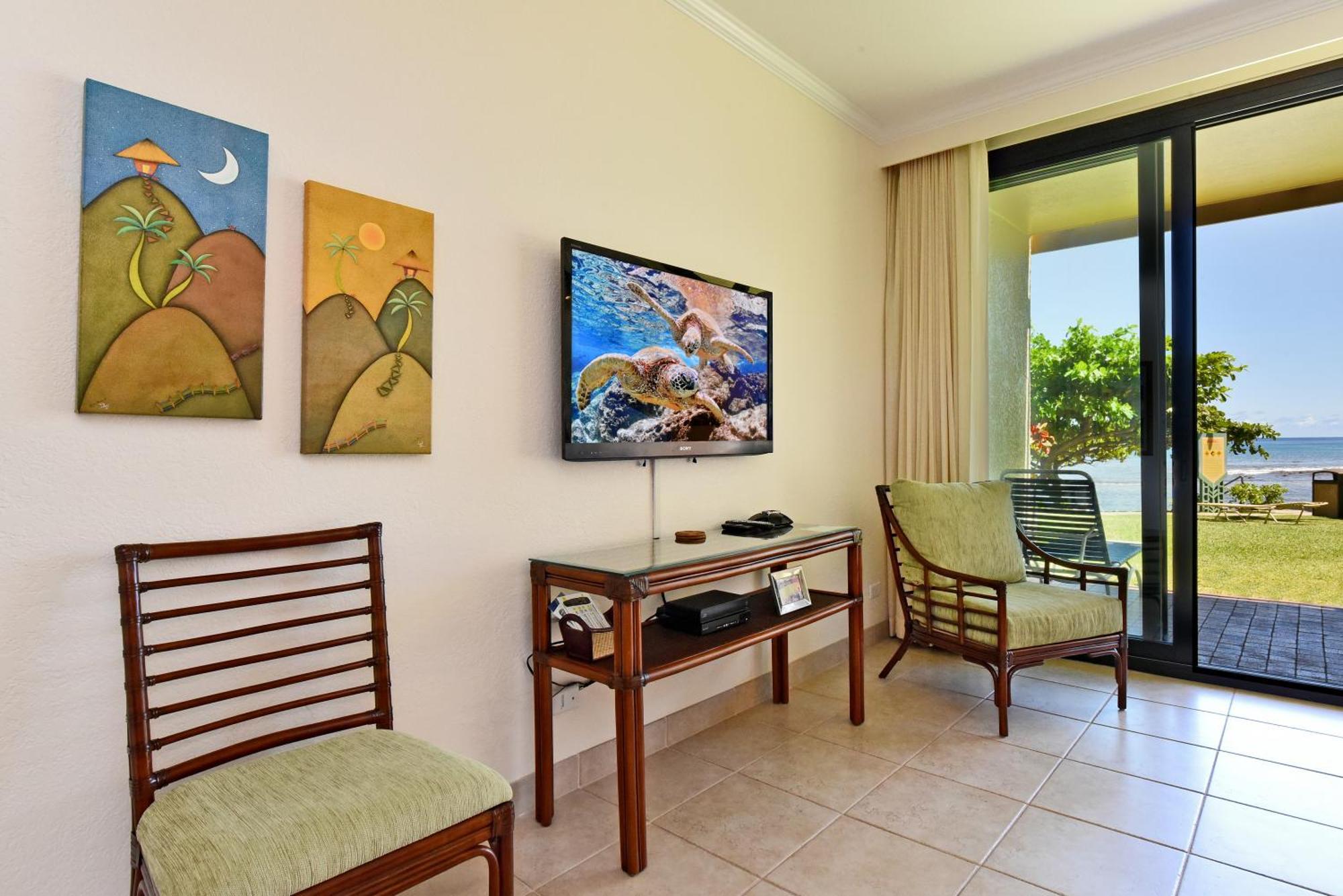 Kaanapali Shores 160 - Sleep Steps Away From The Ocean Resort *