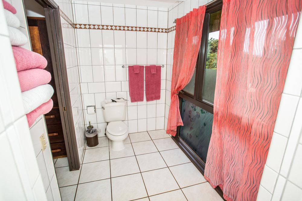 House Of Fountains Bed & Breakfast