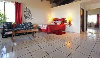 House Of Fountains 3*