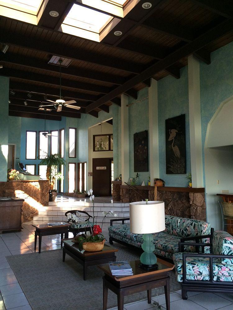 House Of Fountains Bed & Breakfast Lahaina
