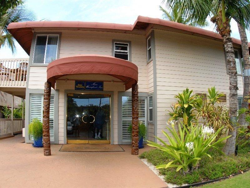 Days By Wyndham Maui Oceanfront Hotel