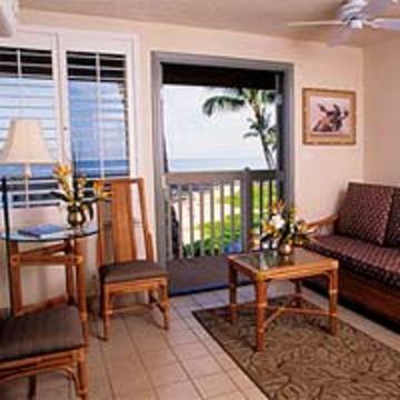 Days By Wyndham Maui Oceanfront Hotel 2*