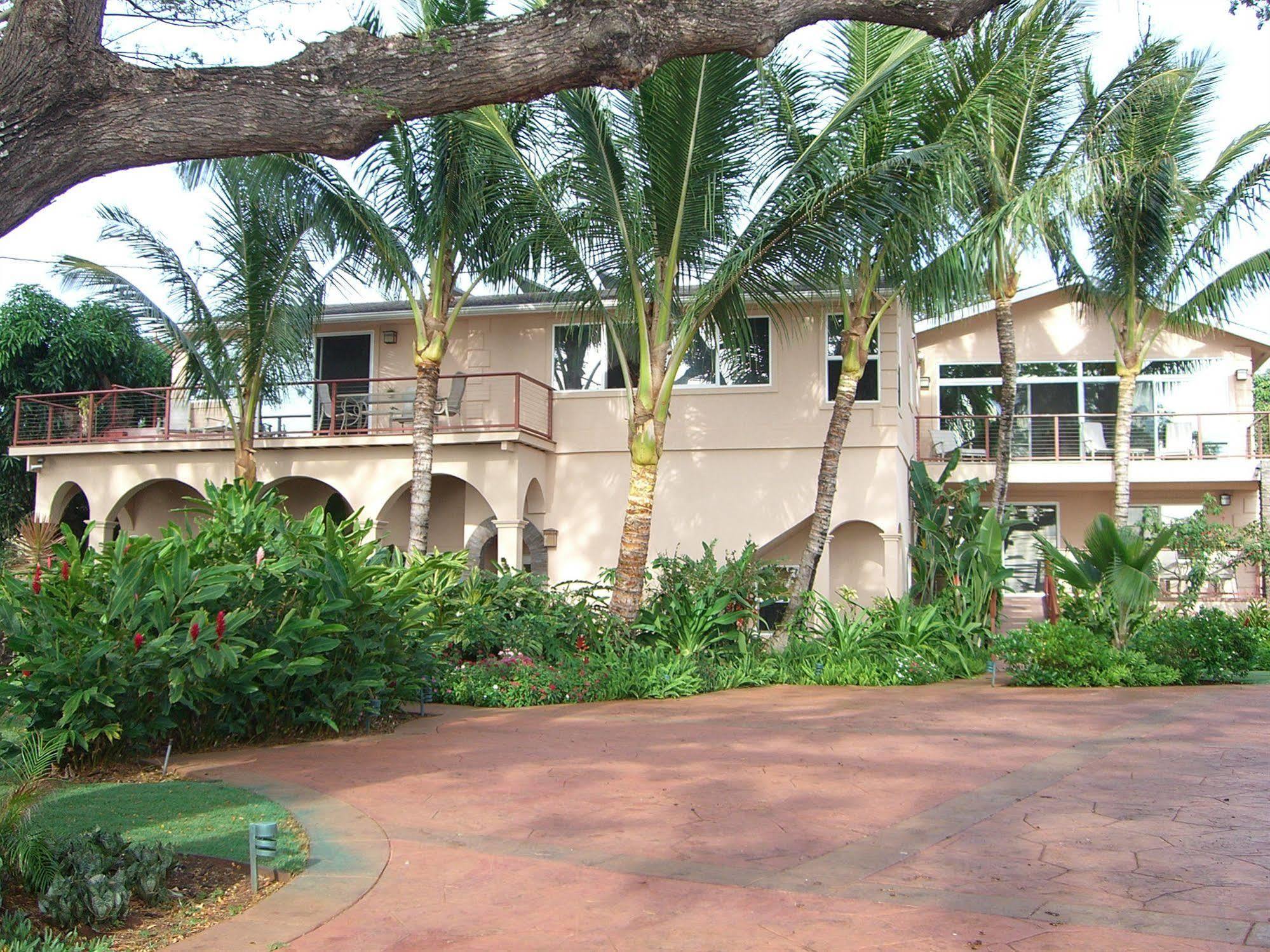 Maui House Bed & Breakfast 3*