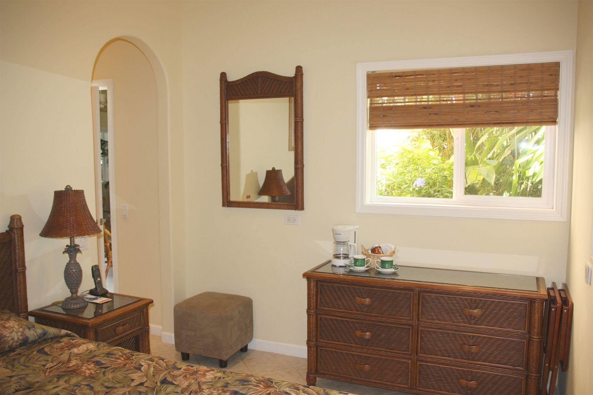 Bed & Breakfast Maui House Kahana