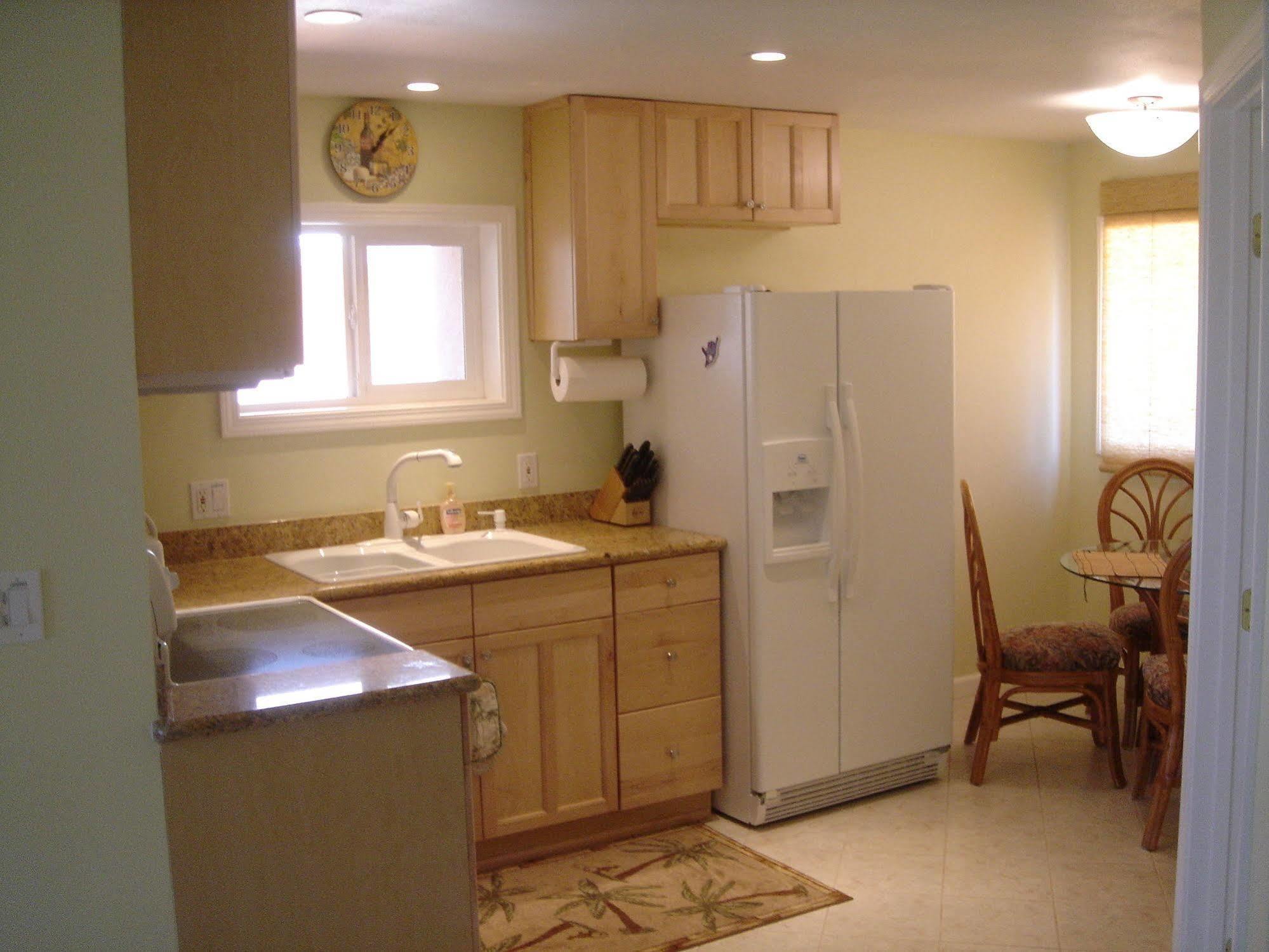 Maui House Bed & Breakfast