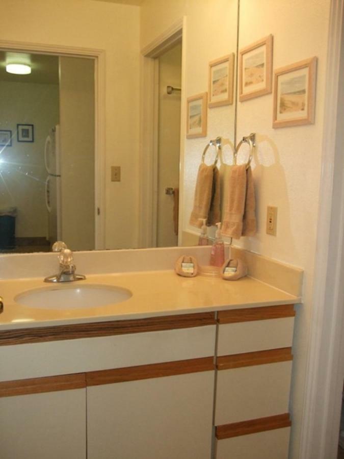 Bay Vista #c-101 Apartment *