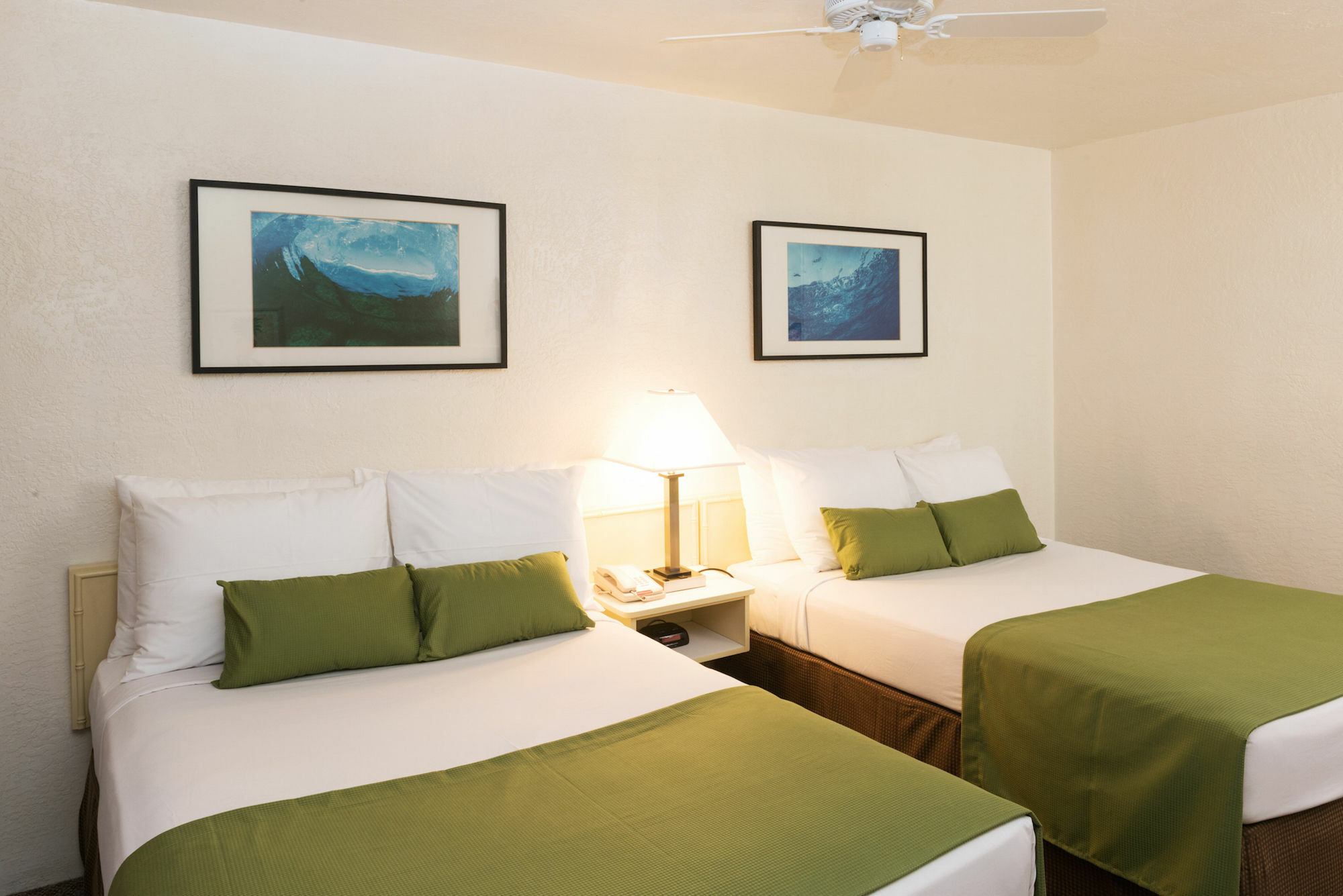 Maui Seaside Hotel 3*