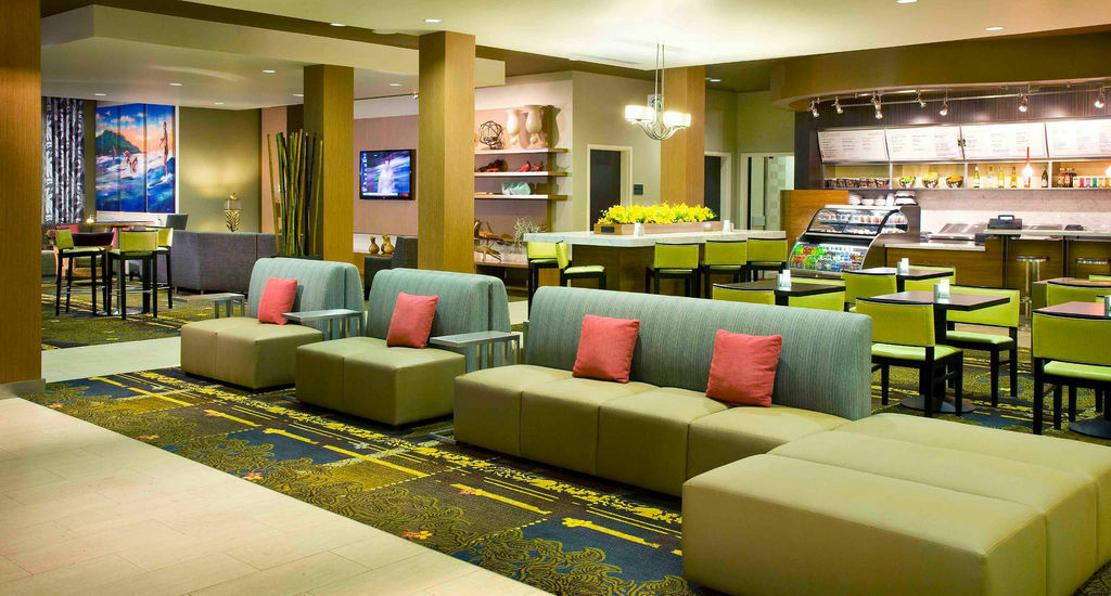 Courtyard By Marriott Maui Airport Hotel Kahului