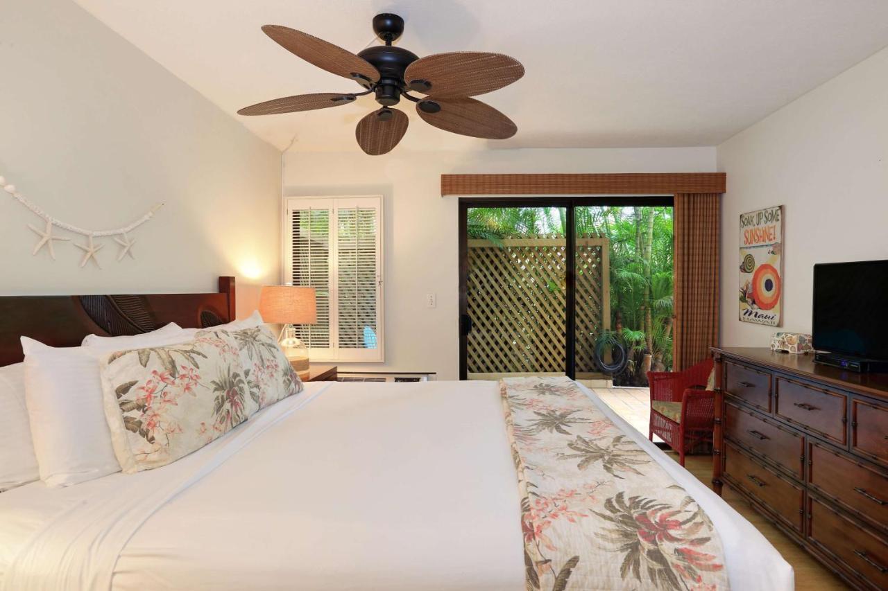 Ekahi Village - Coraltree Collection