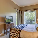 Ground Floor Direct Access With Private Outdoor Yard Space Luxury Resort Condo