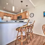 Kihei Oceanside Escape With Balcony - Steps To Beach